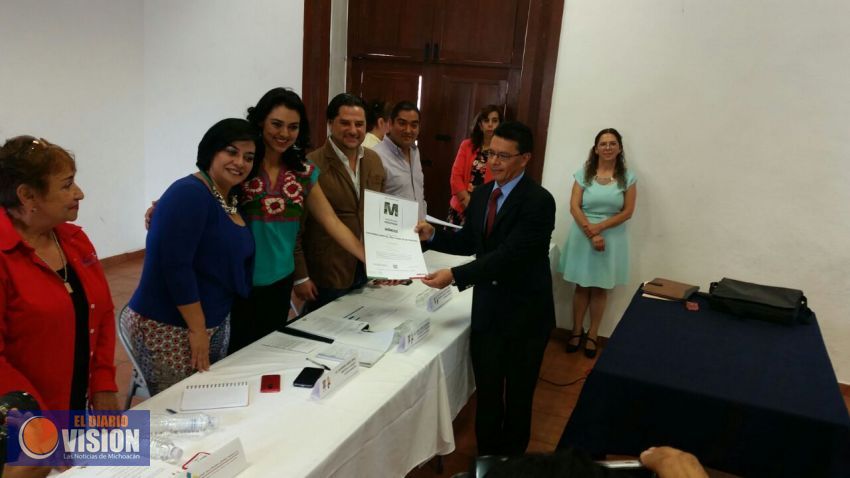 Empresas del ramo turístico de Uruapan reciben distintivos de calidad H y Punto Limpio
