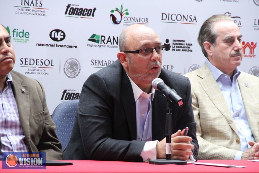 Gobierno Federal, le cumple a Michoacán: Florentino Coalla
