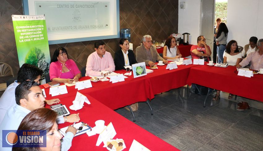Presentaron programa de restauración hidrológico-forestal del cerro de La Cruz 
