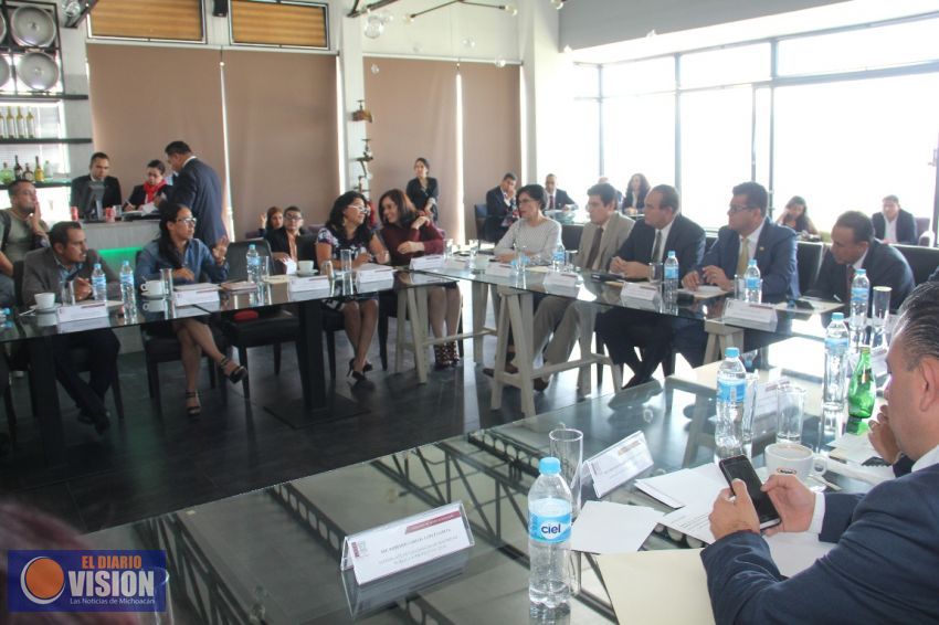 Congreso y PGJE acuerdan acciones para combatir violencia contra la mujer