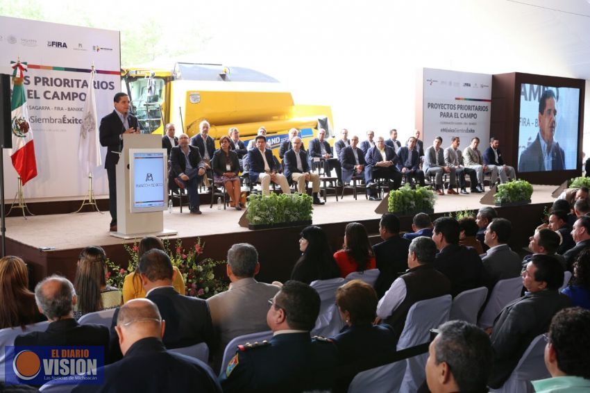 Anuncian la creación de un Fondo Perenne para los productores en Michoacán 