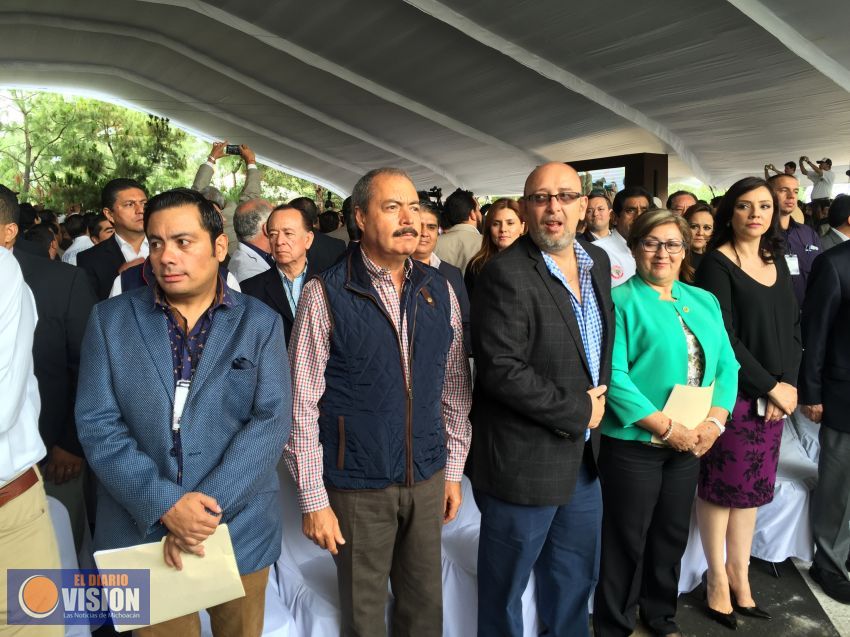La voluntad de Peña Nieto para beneficiar al campo michoacano se traduce en apoyos: VST