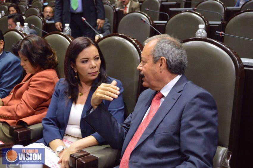 Analizan en sesión extraordinaria el Sistema Nacional Anticorrupción 