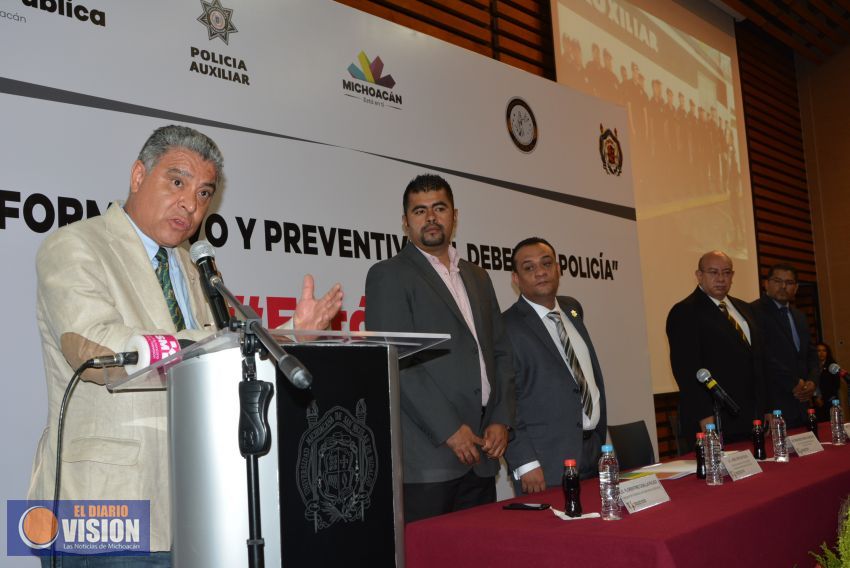 Inauguran el curso-taller  “El deber del Policía”, con sede en la UMSNH.