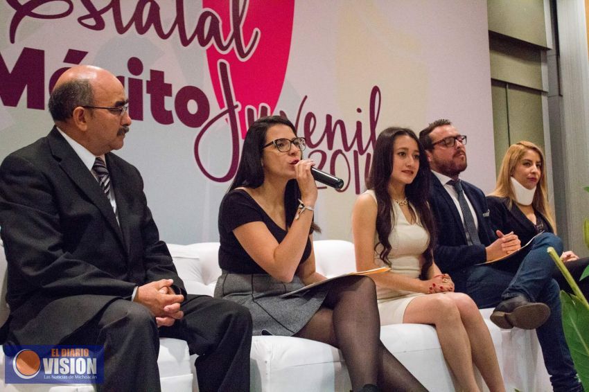 Invitan a ser observador en el proceso de entrega del Premio Estatal al Mérito Juvenil 2016.