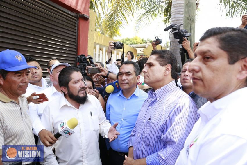 Continúa Silvano Aureoles diálogo con agremiados a la CNTE 