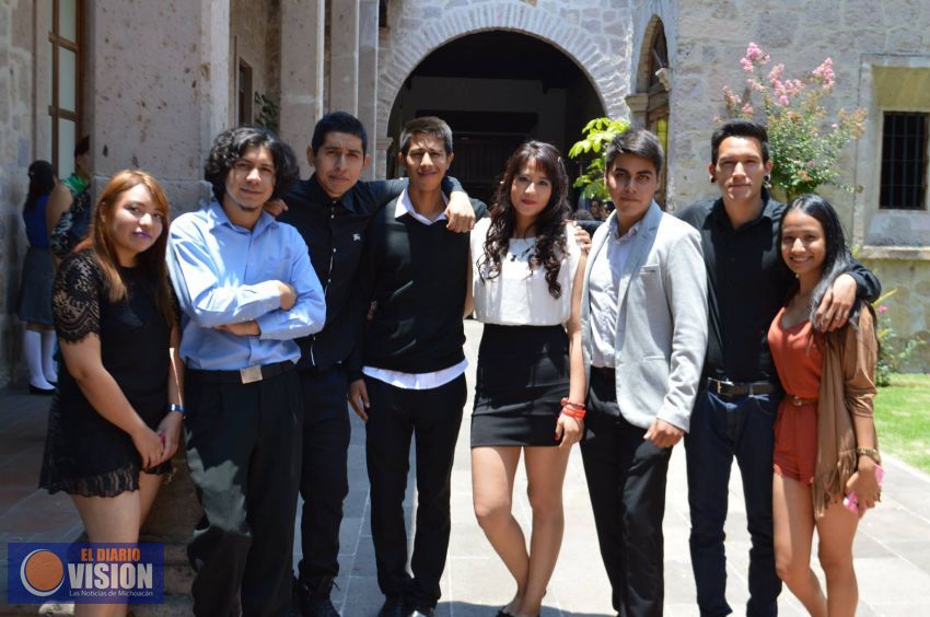 Egresan estudiantes de la Unidad del Sistema de Enseñanza Abierta del Cobaem