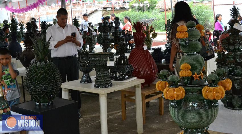 Las piñas, artesanía más representativa del estado