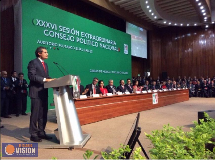 Enrique Ochoa toma protesta como dirigente del PRI