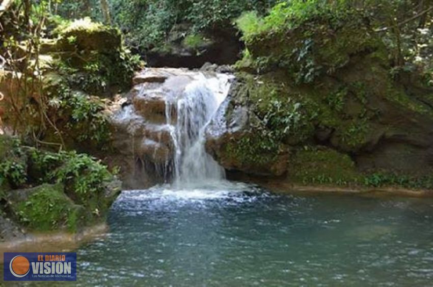 Coahuayana, destino turístico obligado para quienes invierten en el desarrollo económico del puerto
