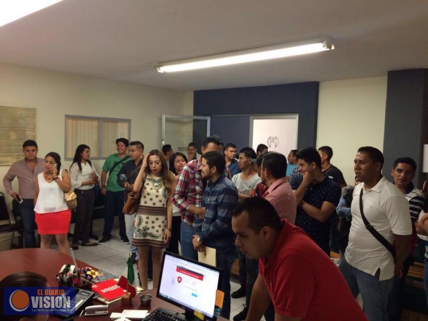 Denuncian que Chon debe de sacar las manos del proceso electoral de la Red de Jóvenes 