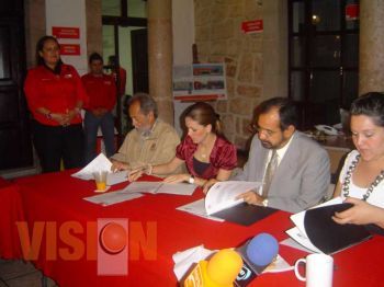 IJUM e ITM signan convenio