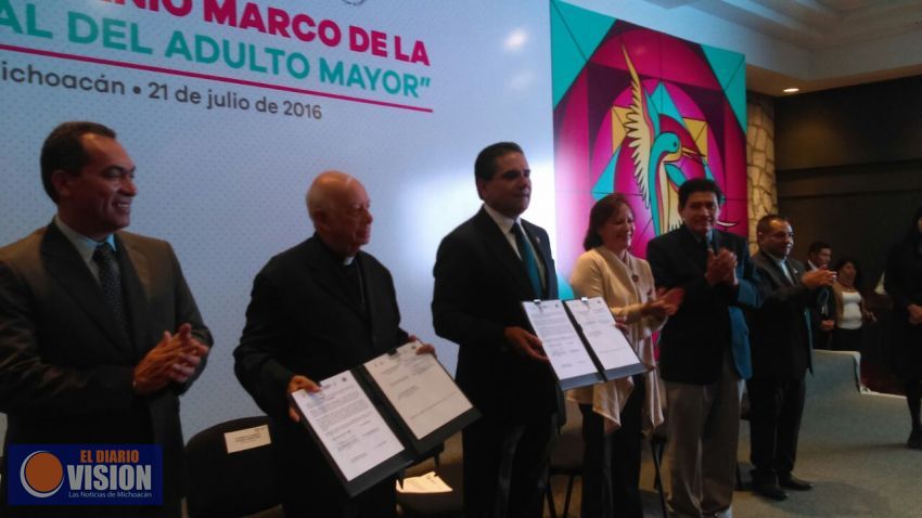 Presentan por Decreto la Creación de la Casa Estatal del Adulto Mayor 