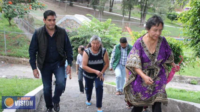 Mantenimiento de áreas verdes en Lomas de Santiaguito, compromiso de Ernesto Núñez