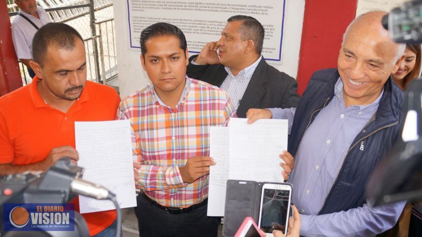 Hoy saldrán libres dos ex auto defensas, gestionan para que les ayuden a pagar fianza 