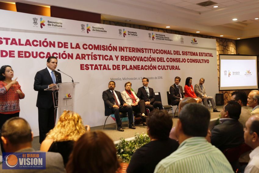 La cultura, único elemento para recuperar la identidad y tejido social: Silvano Aureoles