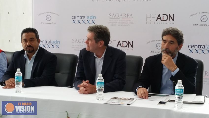 Científicos de nivel internacional imparten Taller de Genética Molecular a Michoacanos