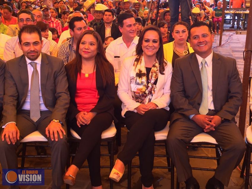Activa gestión de legisladores federales del PRD ha incrementado recursos a municipios michoacanos