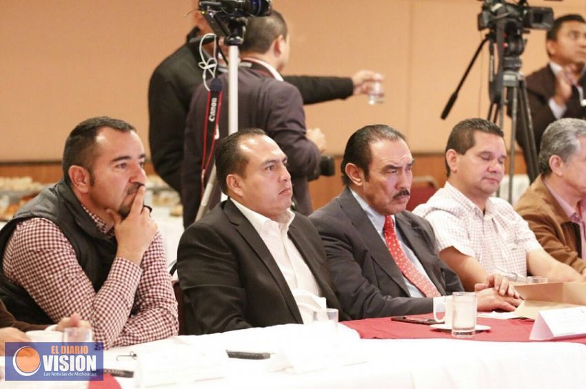 Liconsa Michoacán presente en el Encuentro Nacional de productores lecheros