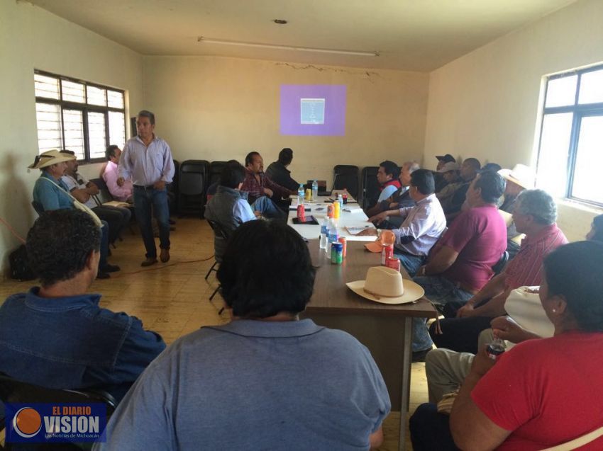 Realiza SPI mesa de trabajo con autoridades comunales de Turiacuaro  