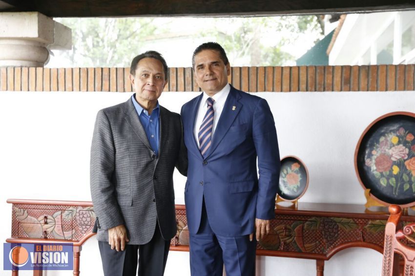 Se reúne Silvano Aureoles con el ex gobernador Víctor Tinoco Rubí