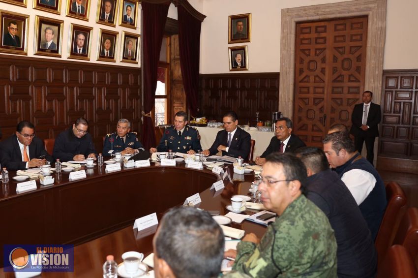 Revisa GCM estrategias de seguridad en regiones de Michoacán