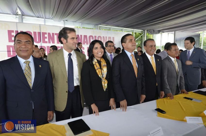 El PRD avanza firme como izquierda moderna y propósitos: Alejandra Barrales