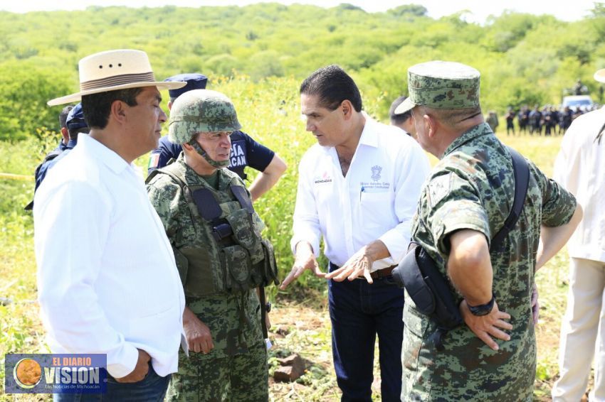 Llama Silvano Aureoles a la unidad ciudadana para recuperar la paz social