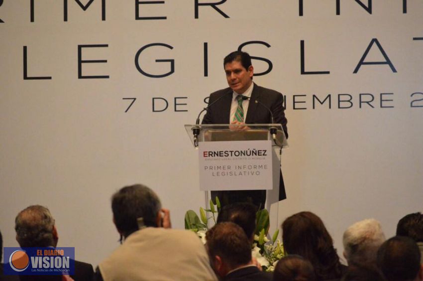 Presenta Ernesto Núñez primer informe de actividades legislativas
