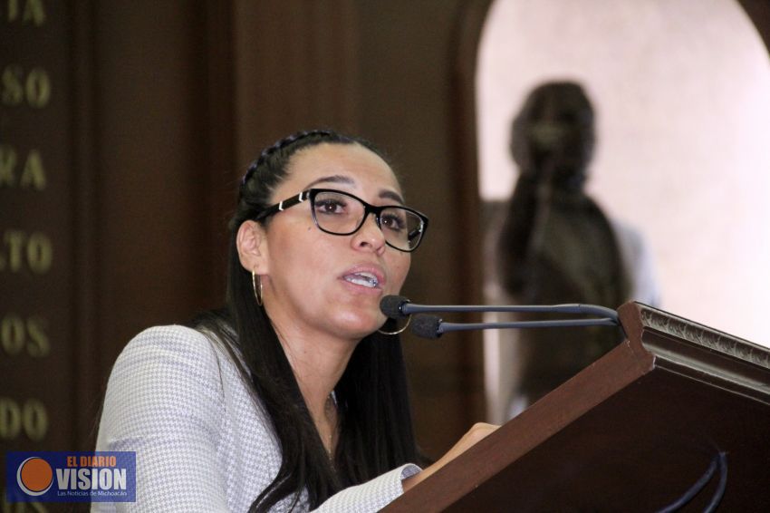 Iniciativa de revocación de mandato presentado por Mary Carmen Bernal, se encuentra en Comisión