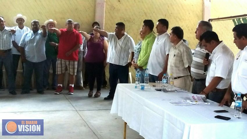 PRD reestructura sus comités municipales en Michoacán
