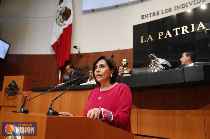 Presenta Luisa María Calderón propuestas de reforma constitucional en materia electoral