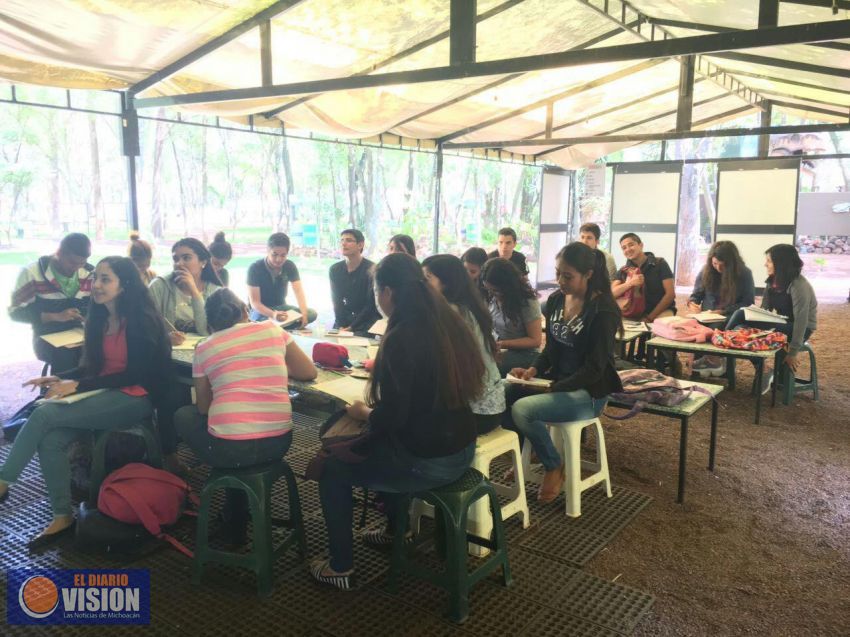 Museo de Historia Natural alberga grupos para clases extramuros