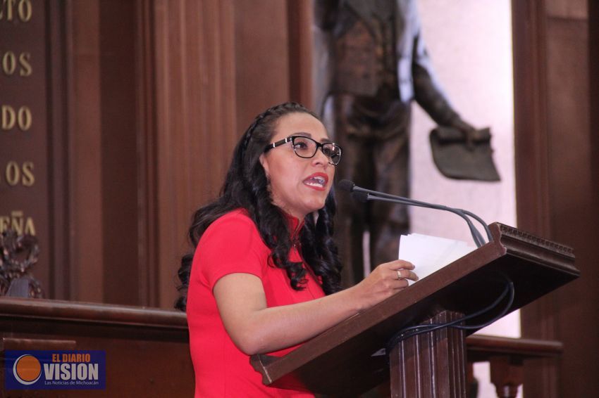 El compromiso es por Michoacán: Mary Carmen Bernal 