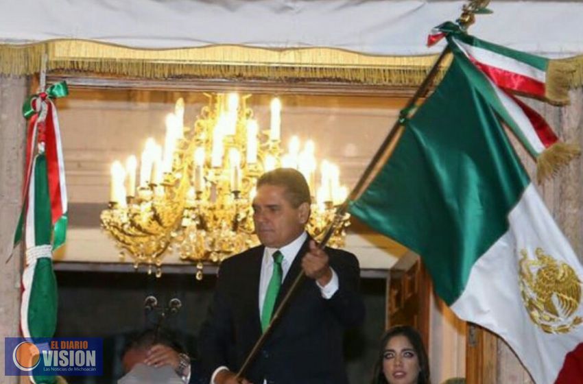 El Gobernador Silvano Aureoles , da 