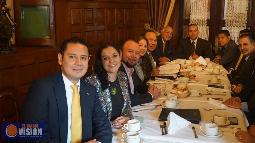 Habrá varias coaliciones y candidaturas rumbo a la presidencia 2018: Zambrano