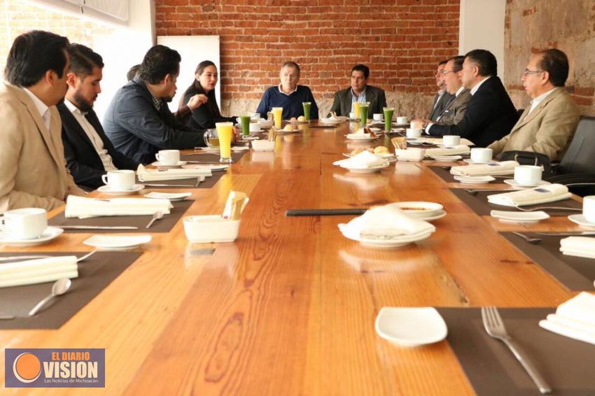 Ernesto Núñez pide a empresarios coordinar acciones pro inversión estatal