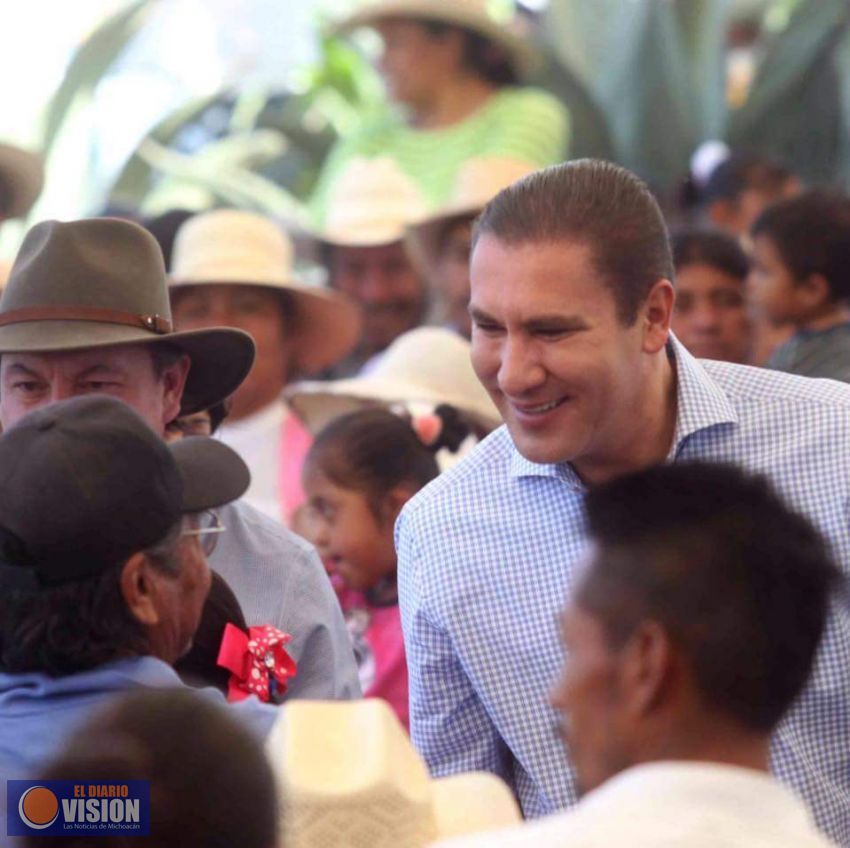 Se destapa Moreno Valle como aspirante presidencial