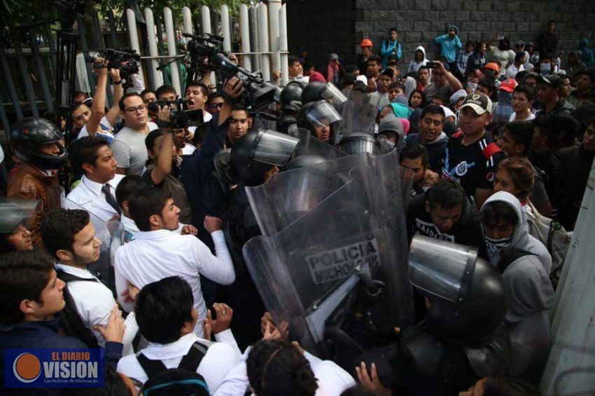 Violencia en Facultad de Odontología de la Universidad Michoacana
