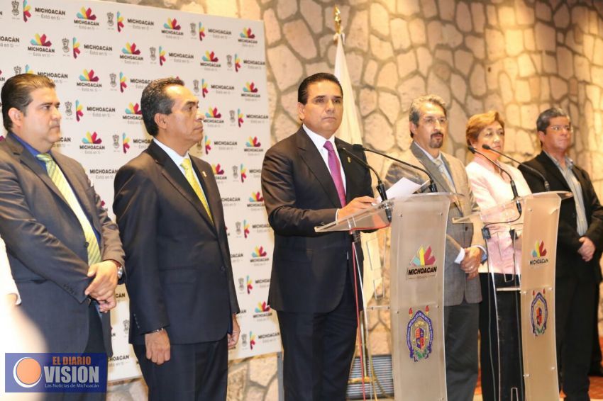 Gestiona Silvano Aureoles más de 22 mil espacios para educación superior