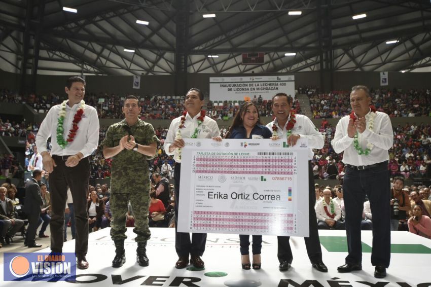 Inauguran Gobernador y Sedesol lechería 400 de Liconsa en Michoacán