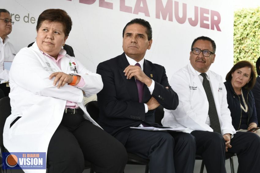 Inaugura Silvano Aureoles Banco de Leche y Tomógrafo en Hospital de la Mujer