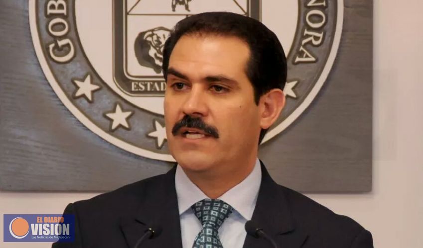 PGR pide orden de aprehensión contra Guillermo Padrés