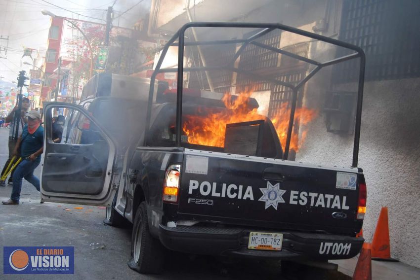 A las cinco podrian liberar a otros 30, pórtense bien, les dijo la autoridad, sólo eso.