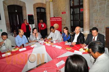 Se integra Consejo General para la Condecoración al Mérito Juvenil de Morelia