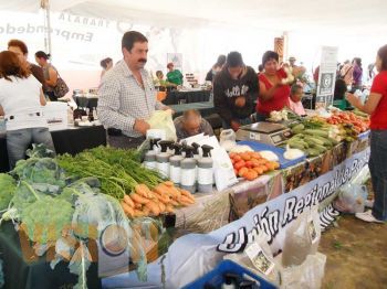 Agronegocios realiza Tianguis de Productos Organicos