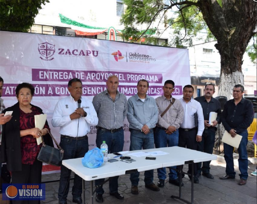 Entregan apoyos del programa 