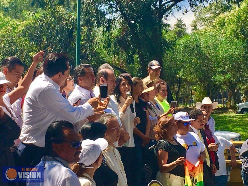 Logra PRD mesa de diálogo en defensa del presupuesto 2017: Alejandra Barrales