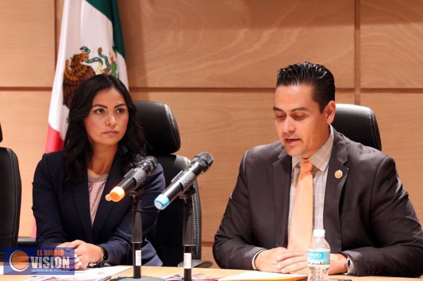 Araceli Saucedo se pronuncia en contra del recorte presupuestal para carreteras y caminos rurales