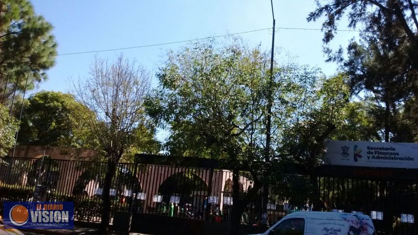 Paralizadas todas las oficinas del Gobierno de Michoacan